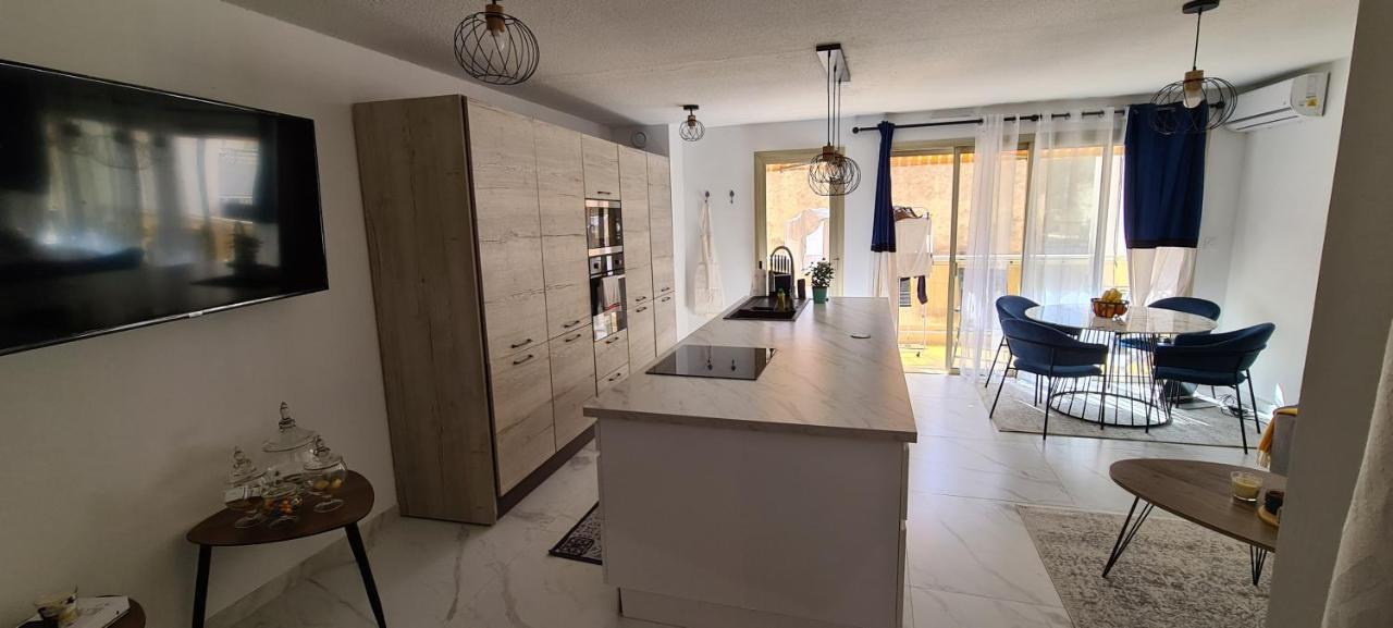 En Exclusivite T3 A 2 Pas Des Plages De St Raphael Saint-Raphaël Zewnętrze zdjęcie